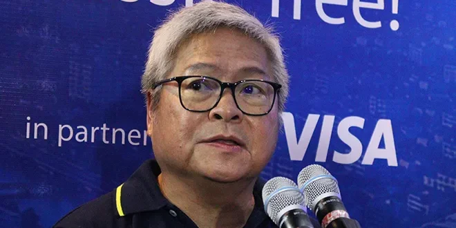 Banks urged to expand digital products