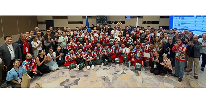 SportsPlus surprises Asian Games medalists with latest iPhone models